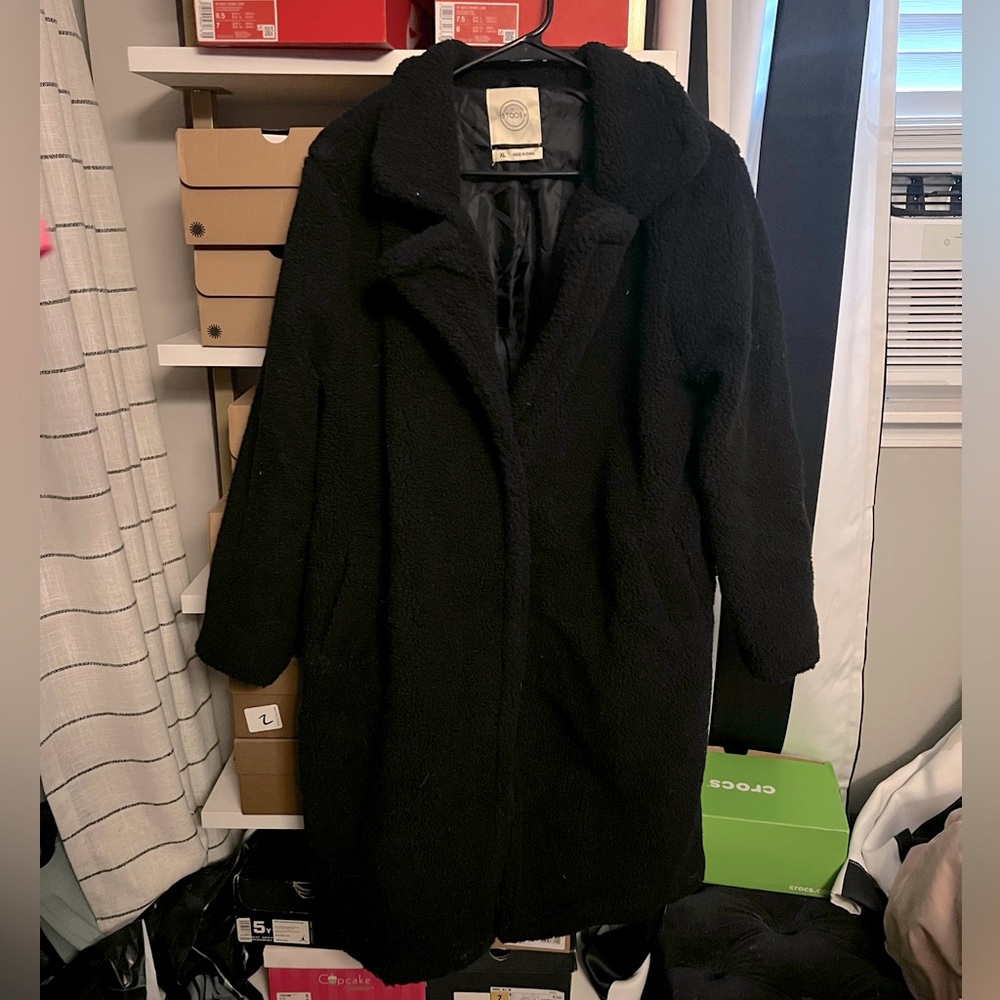 Women’s XL black long coat
